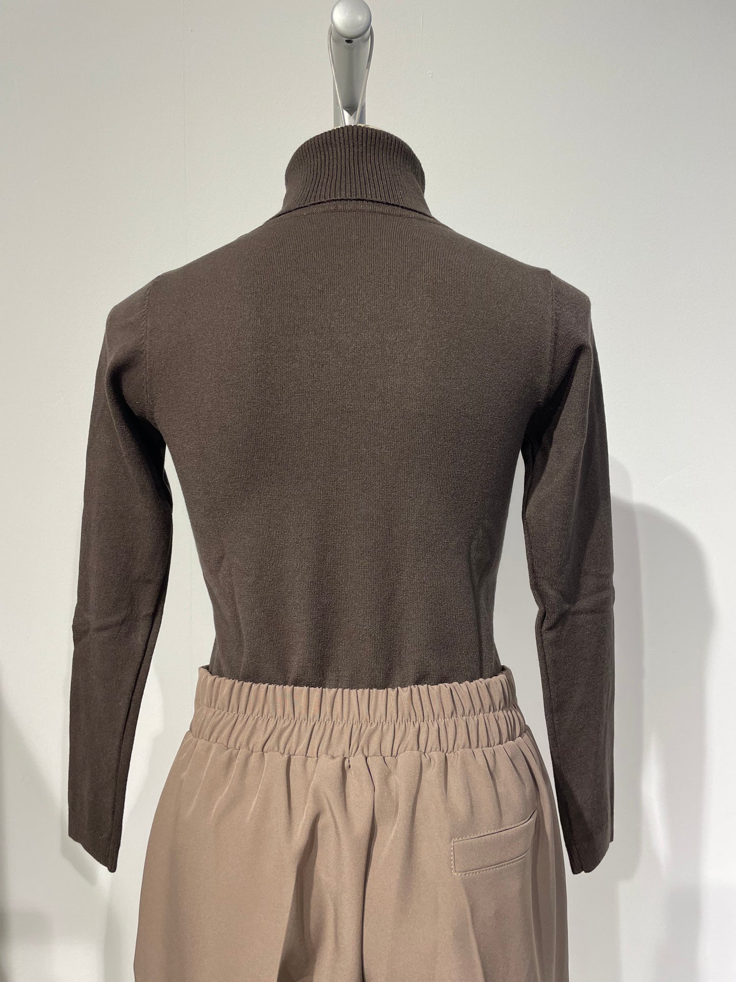 Rollkragenpullover braun