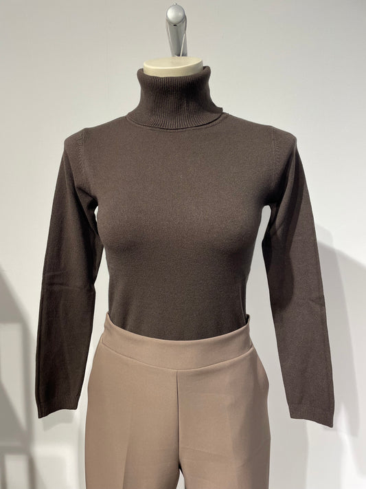 Rollkragenpullover braun